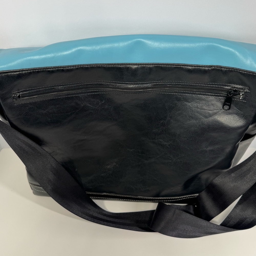 Queen Bee Creations- Chick Pea Blue and Black Shoulder Bag with Red Flower - Picture 5 of 16